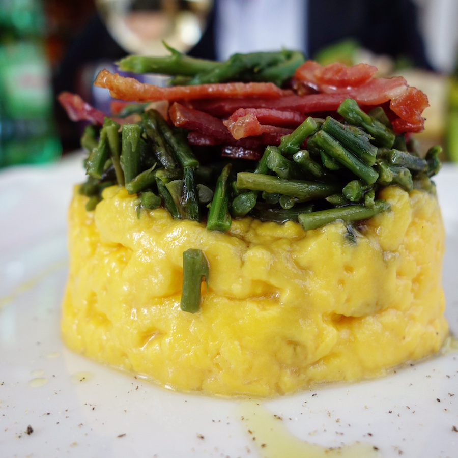 primizia-konoba-istra-restoran-jaja-sparoge-prsut