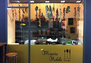 miseria-nobile-izlog