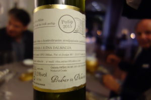 vino-posip-kastela-dalmacija-milan-2015
