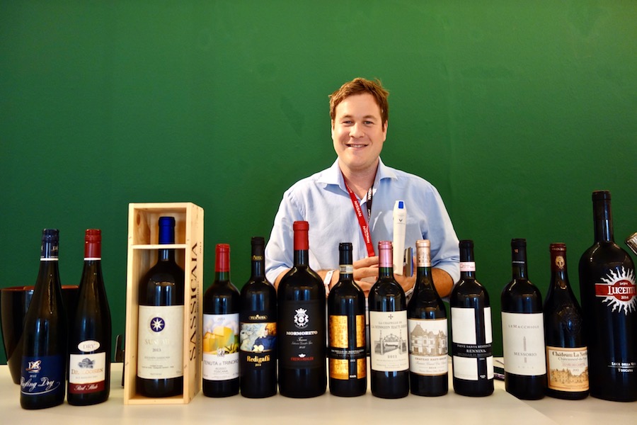 zagreb-bubbles-acrobat