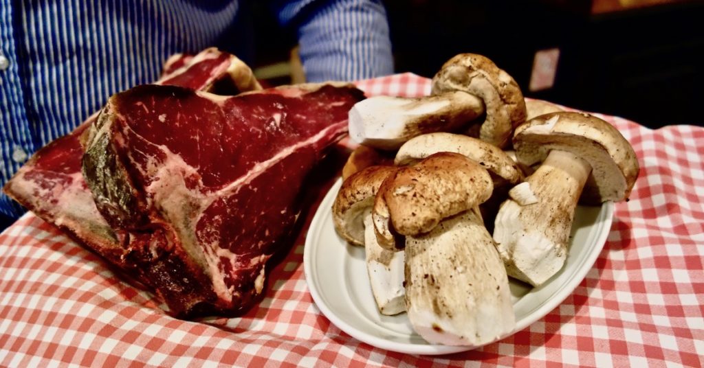 carpaccio-vrganji-steakovi