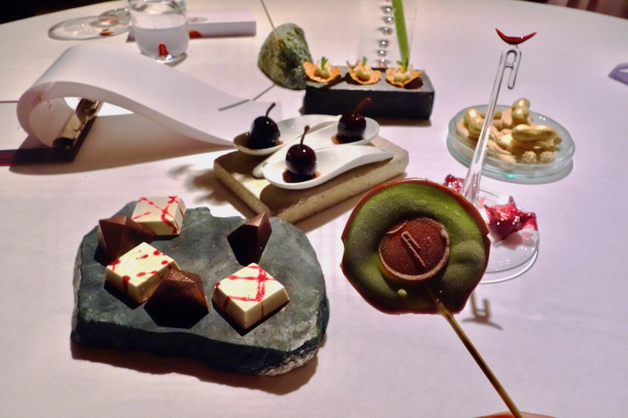 amador-petits-fours (1)