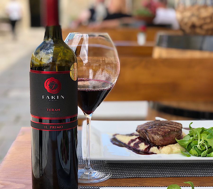 konoba-fakin-teran-biftek