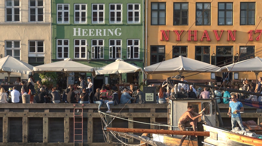 khamkeo-vilaysing-A5GItqi-mBk-unsplash