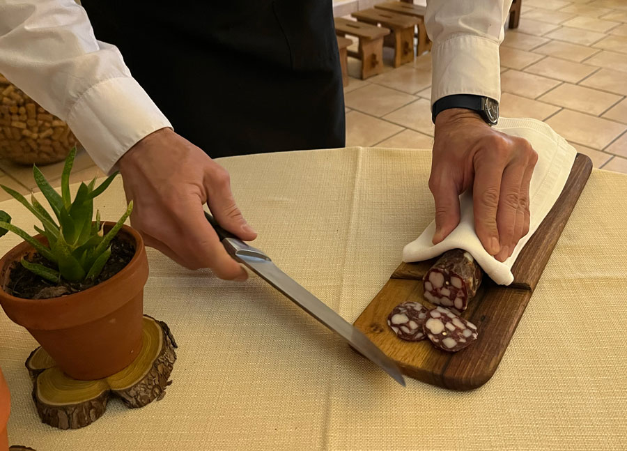 spacapanova-hisa-salama